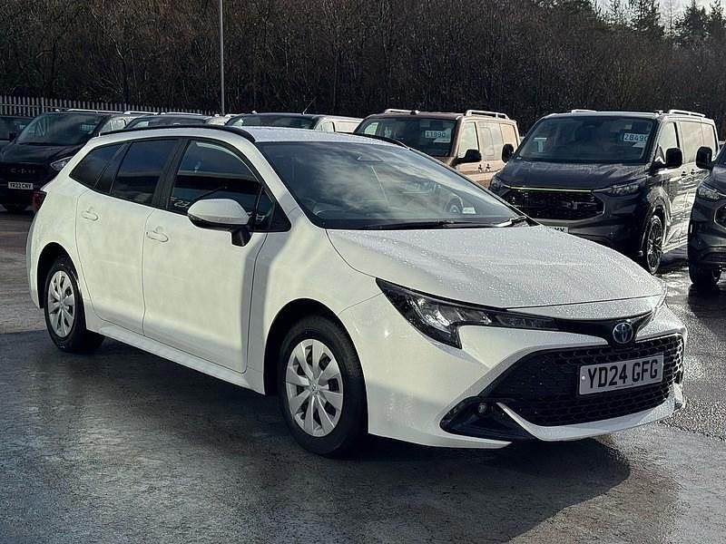 Used Toyota Corolla 140 HP (102 kW) 2024 White