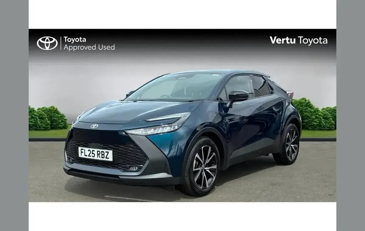 Used Toyota C-HR Design 140 HP (102 kW) 2025 Blue SUV