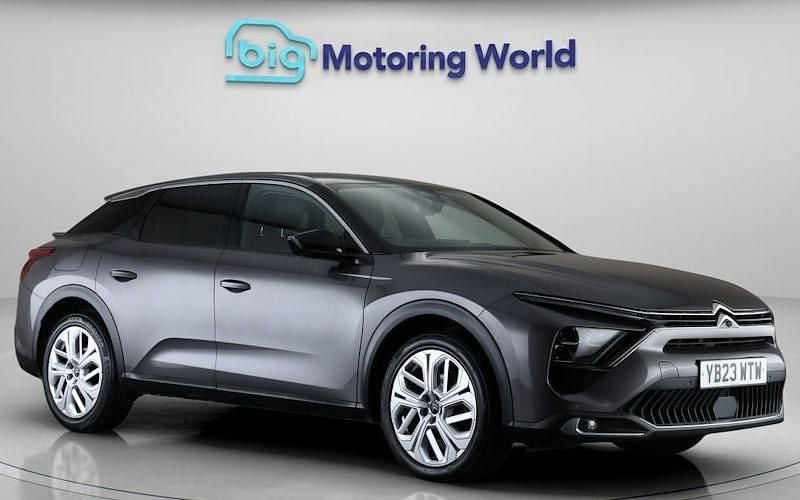 Used 2023 Citroën C5 X PureTech Estate | £13,700 (Fair price) - Image 1/4