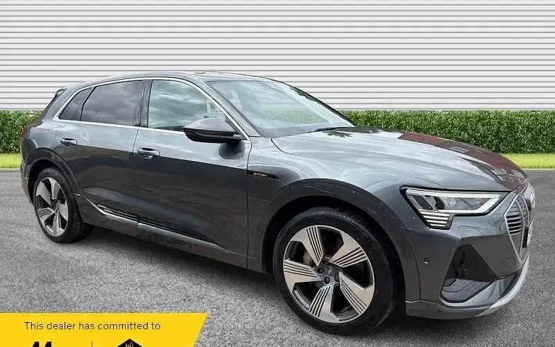 Begagnad Audi e-tron S-Line 230 kW (313 HK) 2022 SUV