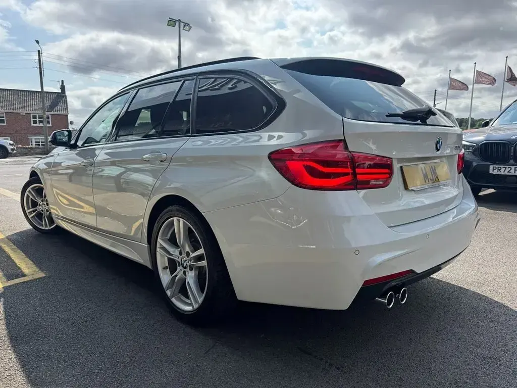 Used BMW 320 M Sport 190 HP (139 kW) 2018 White Estate