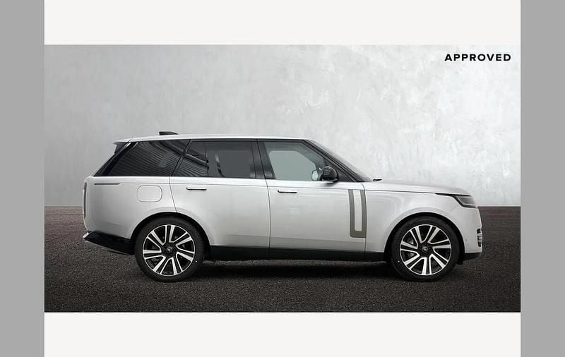 Used Land Rover Range Rover HSE 296 HP (217 kW) 2024 Silver SUV