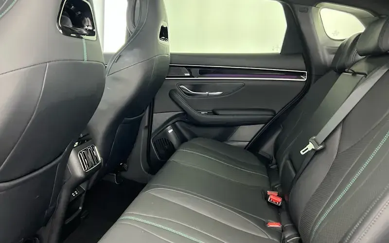Used BYD Seal U Comfort 324 HP (238 kW) 2025 White SUV