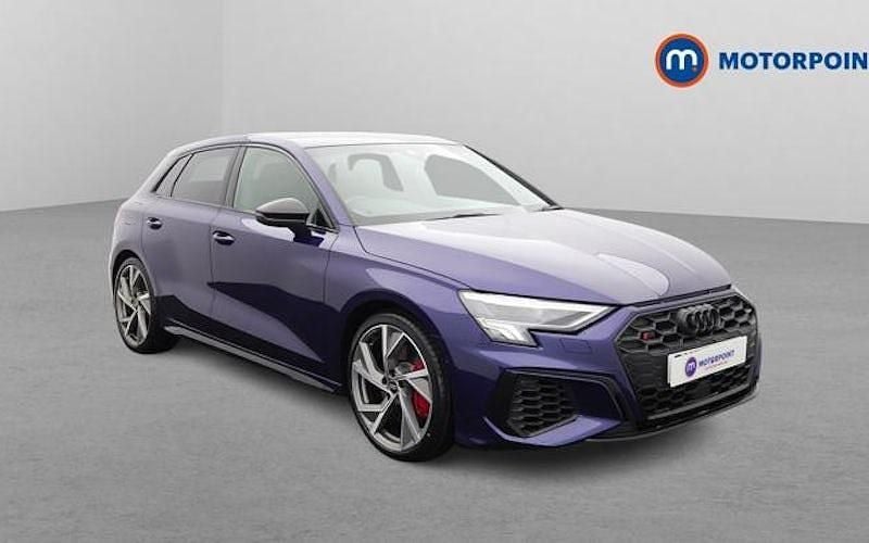 Usado Audi S3 Sportback Black Edition 310 HP (228 kW) 2023 Citadino