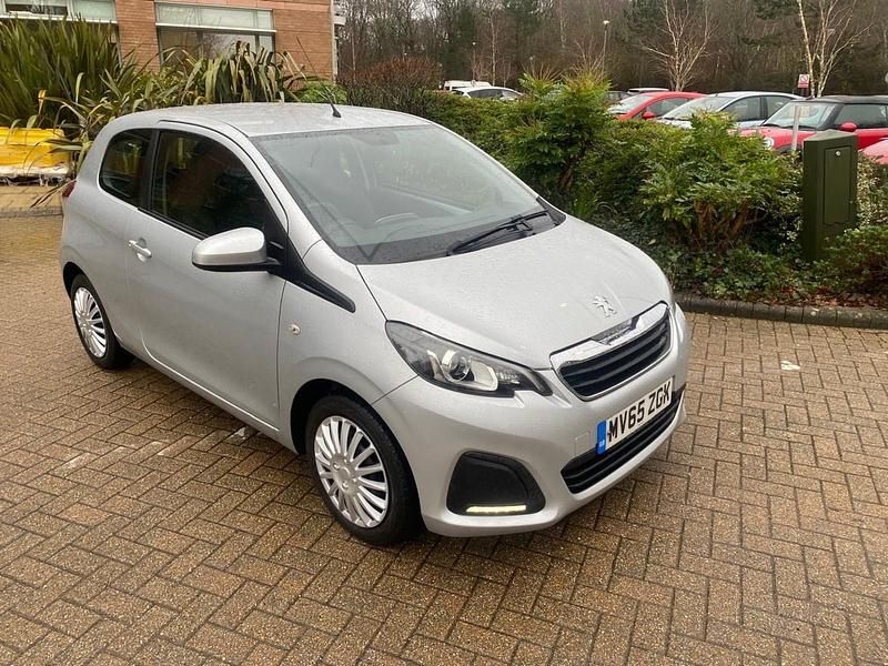 Used Peugeot 108 Active 68 HP (50 kW) 2015 Silver Hatchback