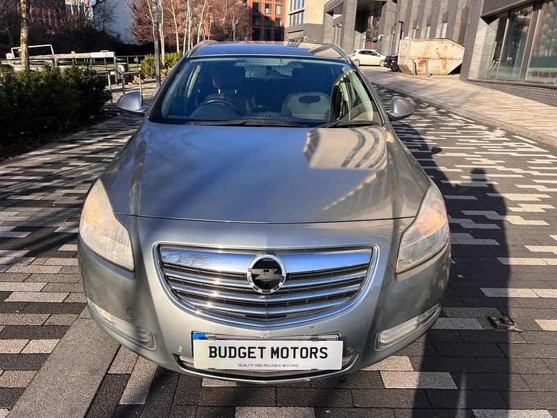 Silver Used 2012 Vauxhall Insignia SRi Estate | £1,450 (Super price) - Image 1/4