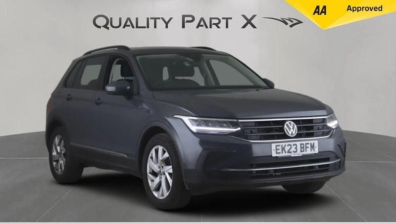 Used VW Tiguan Life 150 HP (110 kW) 2023 Grey SUV