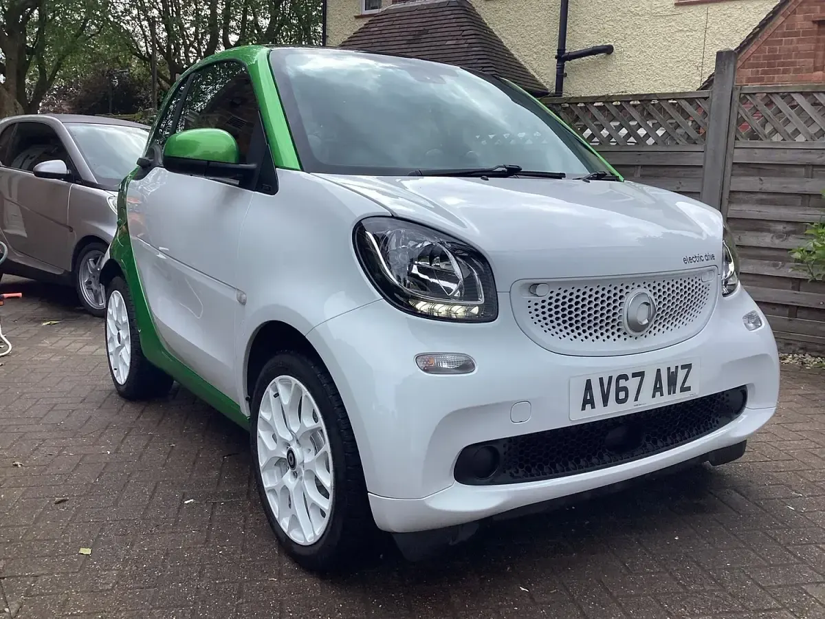 Used Smart ForTwo Coupé Premium 60 kW (82 HP) 2017 Green Coupe