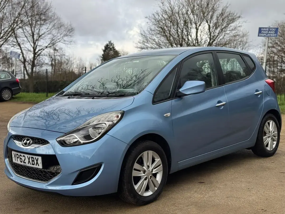 Usado Hyundai ix20 Active 90 CV (66 kW) 2012 Azul Utilitario