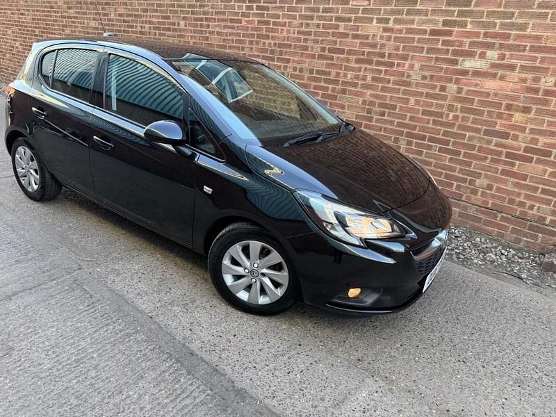 Begagnad Vauxhall Corsa Design Edition 2018 Svart Halvkombi