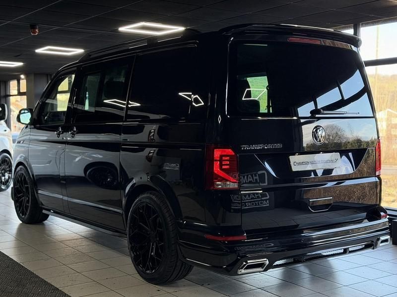 Usado VW Transporter Highline 2022 Preto Van