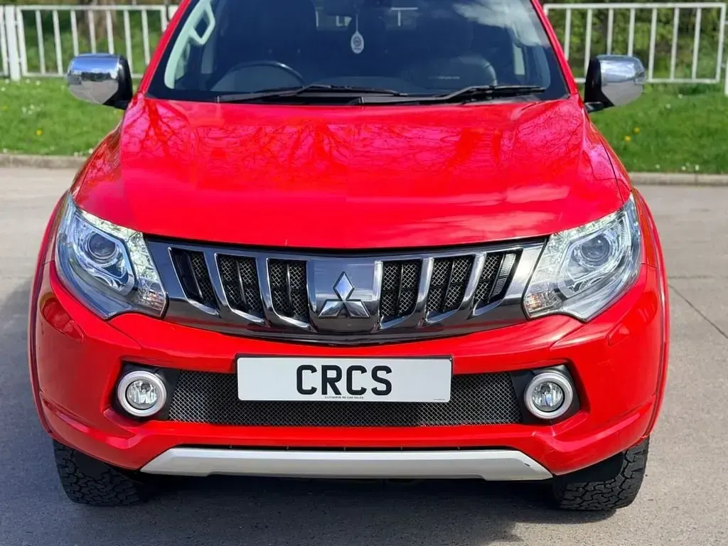 Second-hand Mitsubishi L200 181 CP (133 kW) 2018 Roșu Pickup