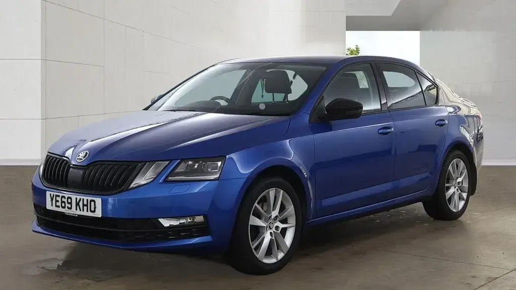 Used Skoda Octavia SE L 150 HP (110 kW) 2019 Blue Hatchback