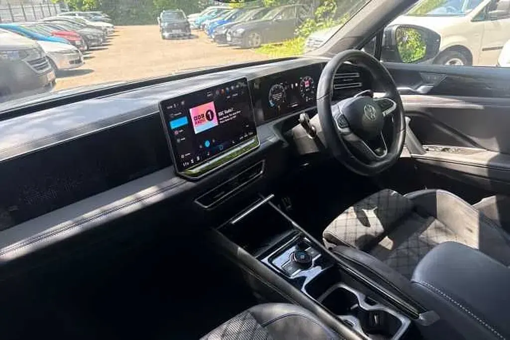 Used VW Tiguan 265 HP (194 kW) 2025 SUV