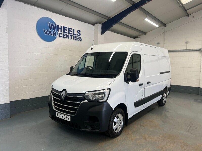 White Used 2022 Renault Master Business Van | £11,790 (Super price) - Image 1/4