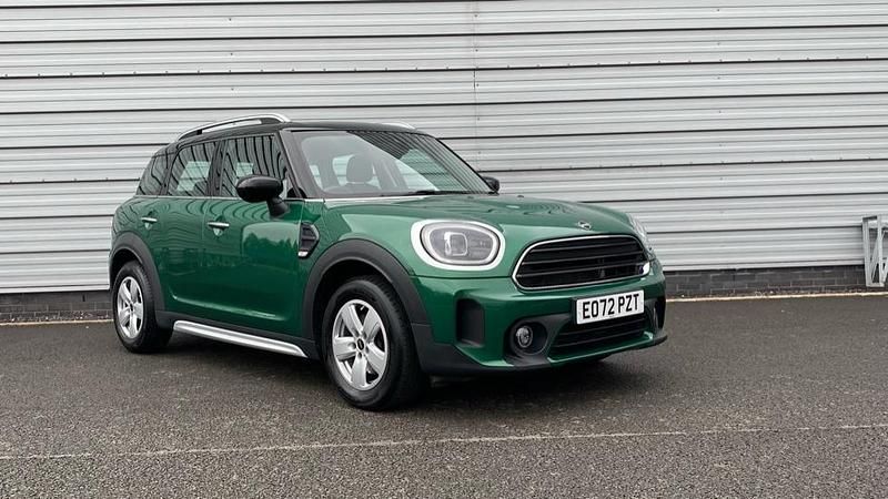 Green Used 2022 Mini Cooper Countryman Classic SUV | £22,499 (Good price) - Image 1/4