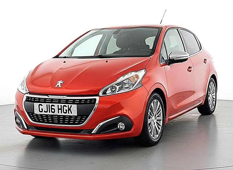 Used Peugeot 208 Allure 2016 Orange Hatchback