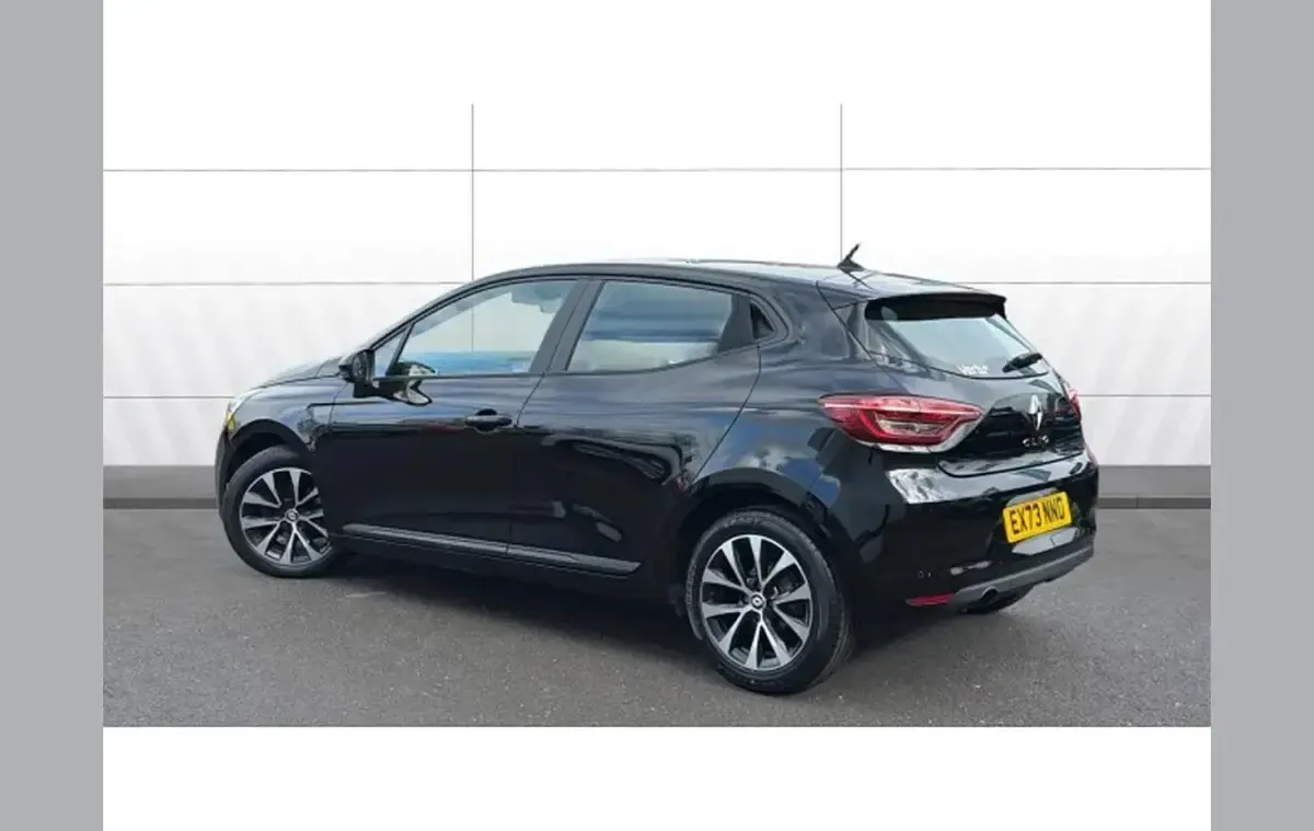 Used Renault Clio V Evolution 90 HP (66 kW) 2023 Black Hatchback