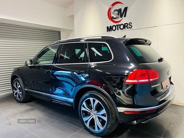 Used VW Touareg R-line 2014 Black SUV