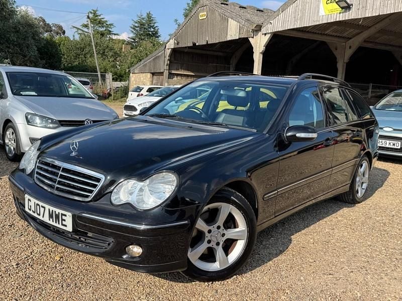 Black Used 2007 Mercedes C180 Avantgarde Estate | £2,499 (A bit pricey) - Image 1/4