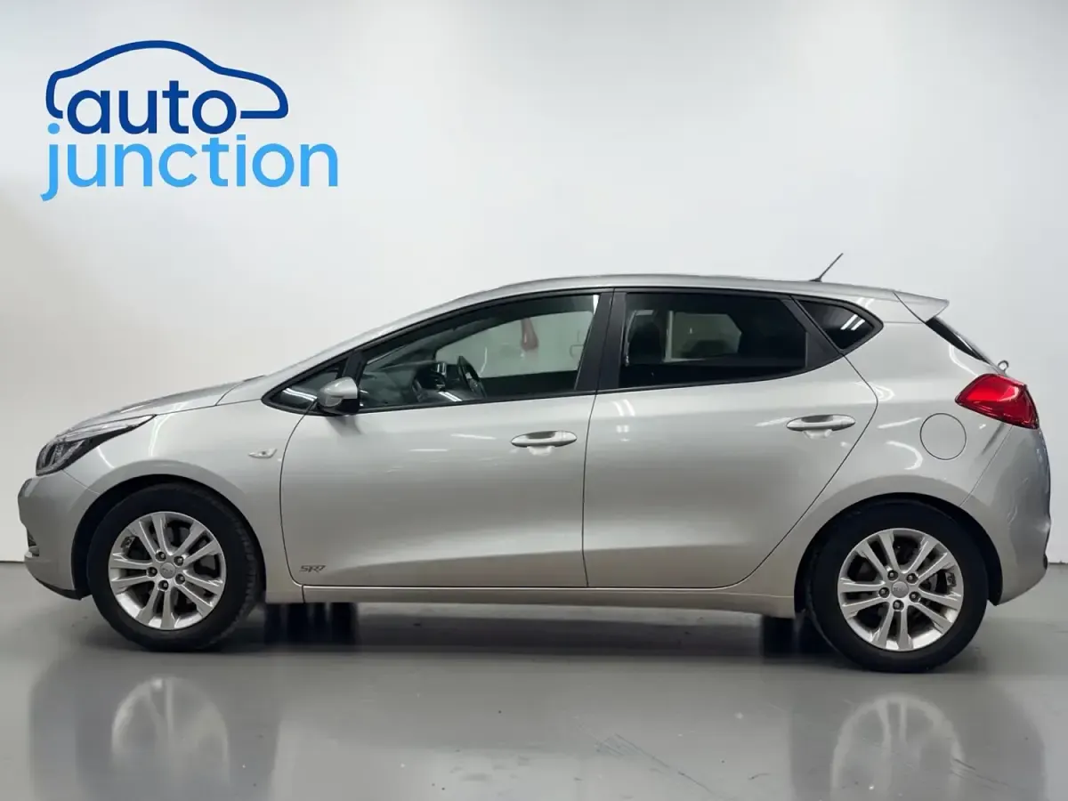 Used Kia Ceed 2015 Silver Hatchback
