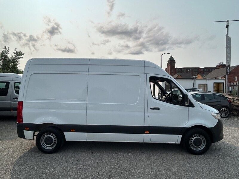 White Used 2018 Mercedes Sprinter Van | £10,990 (Fair price) - Image 1/4