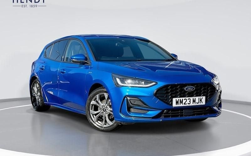 Used 2023 Ford Focus ST-Line Hatchback | £14,998 (Fair price) - Image 1/4