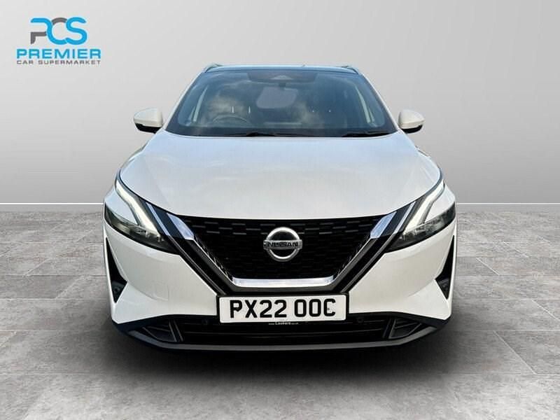Used Nissan Qashqai Tekna 2022 White SUV