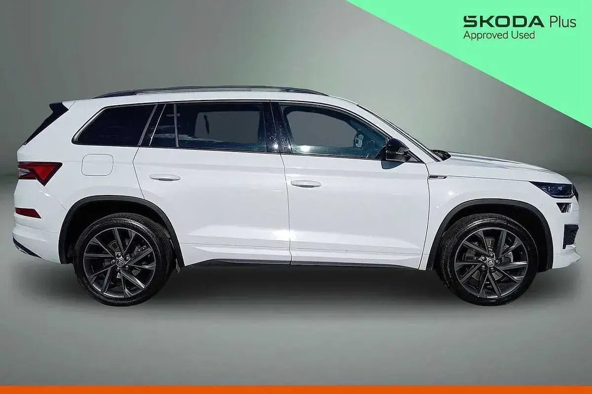 Used Skoda Kodiaq SportLine 197 HP (144 kW) 2022 White SUV