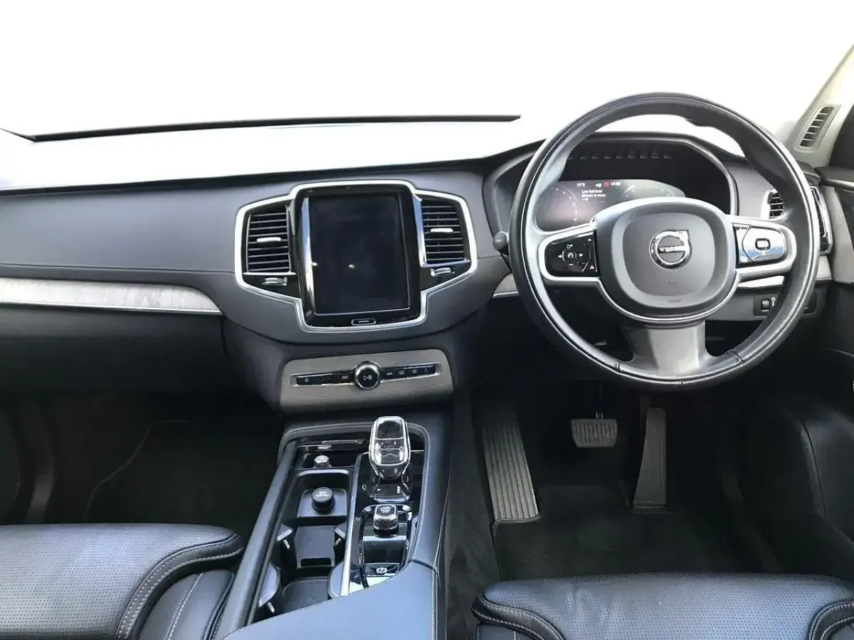 Used Volvo XC90 Inscription 247 HP (181 kW) 2022 White SUV