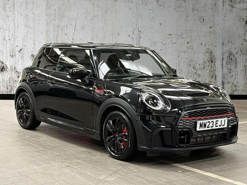 Used Mini John Cooper Works Hatch 228 HP (167 kW) 2023 Black Hatchback