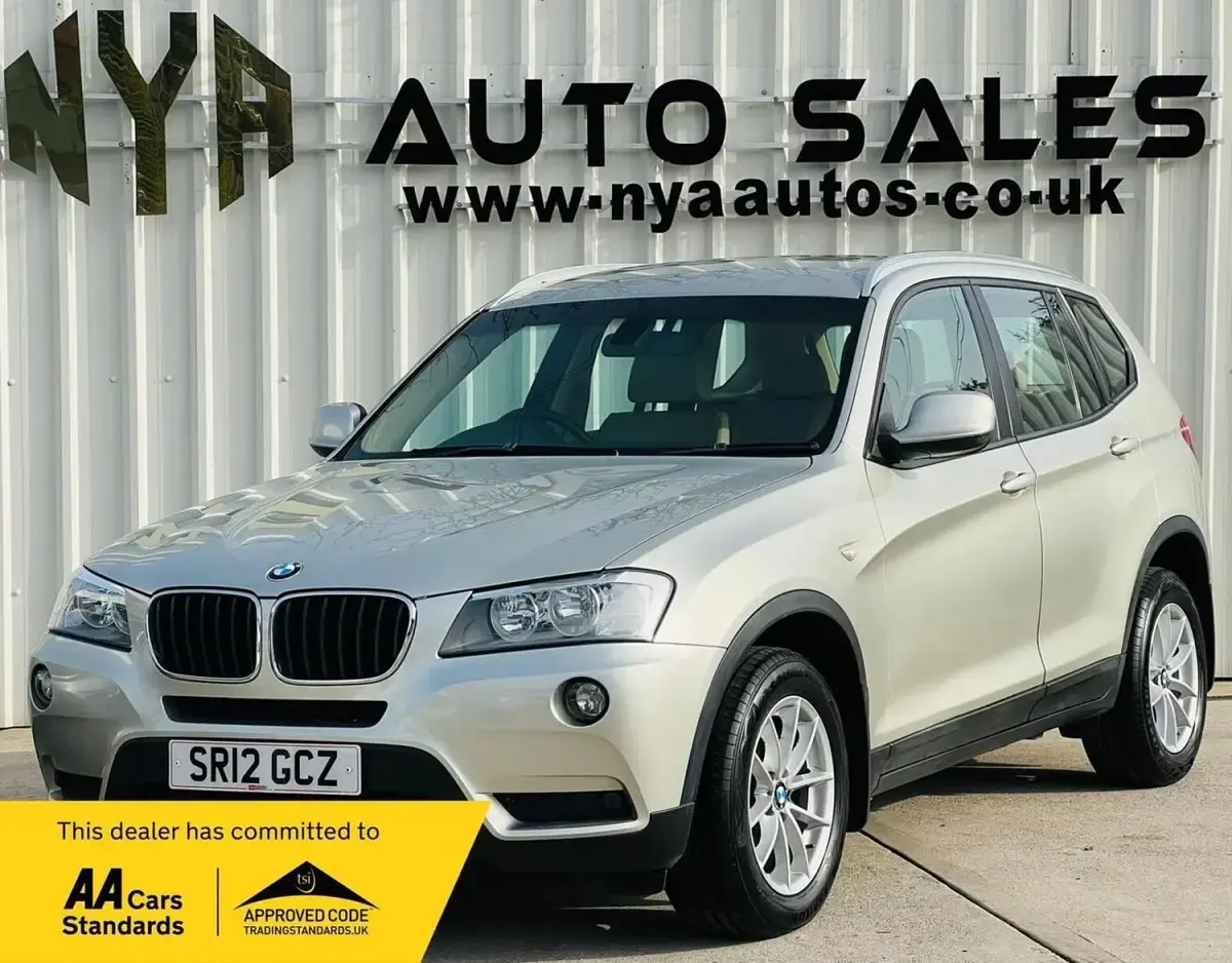 Begagnad BMW X3 184 HK (135 kW) 2012 Silver SUV
