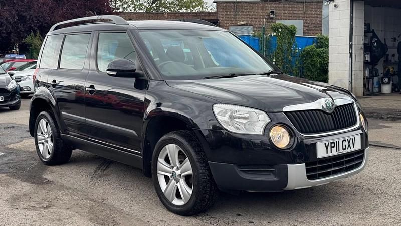 Black Used 2011 Skoda Yeti SE SUV | £4,395 (Fair price) - Image 1/3