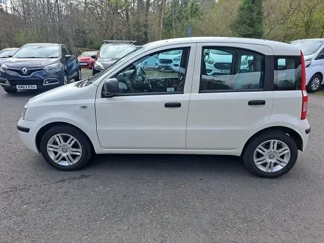 Usado Fiat Panda 69 HP (50 kW) 2011 Branco Citadino