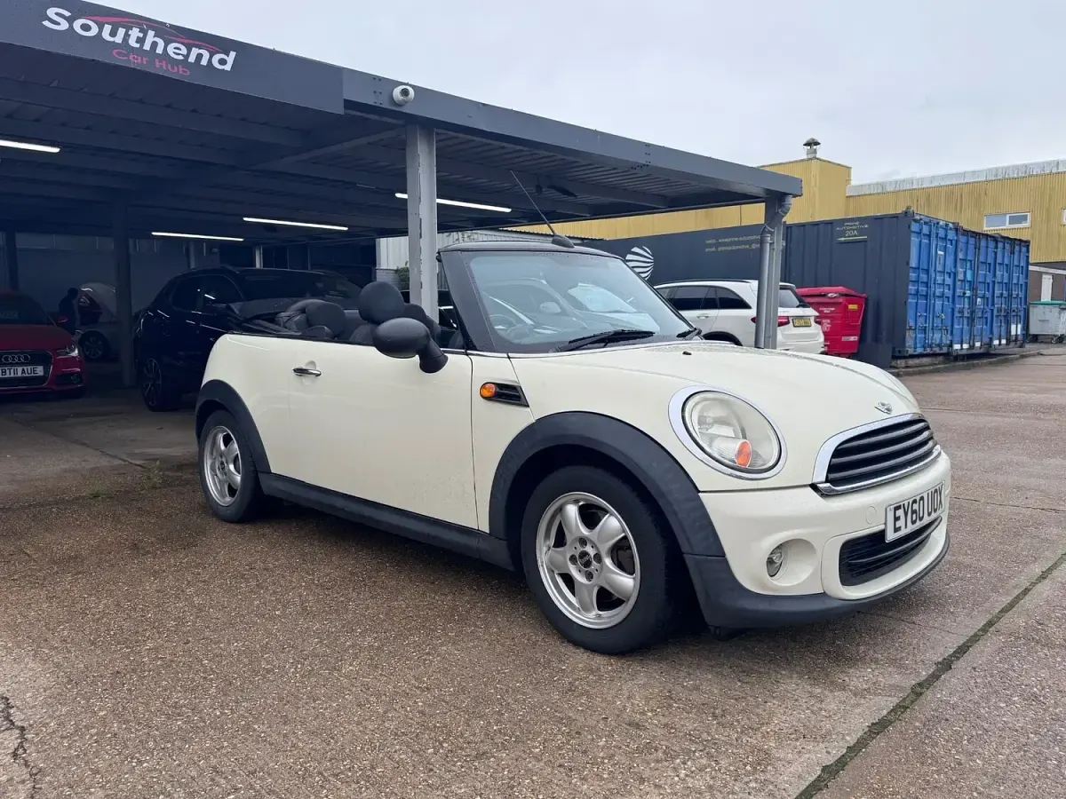 Used Mini ONE 2010 White Hatchback
