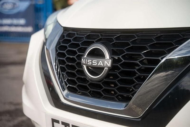 Used Nissan Juke Acenta 117 HP (86 kW) 2023 White SUV