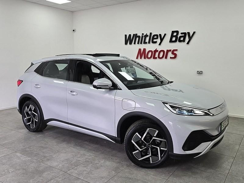 White Used 2024 BYD Atto 3 Design SUV | £20,990 (Fair price) - Image 1/4