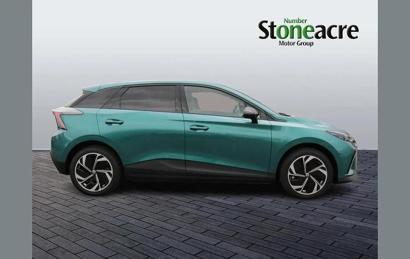 New MG MG4 EV 169 kW (231 HP) 2026 Green Hatchback