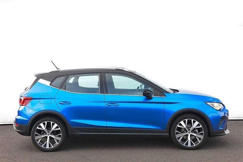 Used Seat Arona Xperience Lux 108 HP (79 kW) 2022 Blue SUV