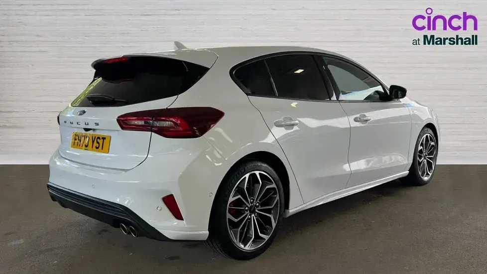 Used Ford Focus ST-Line X 125 HP (91 kW) 2024 White Hatchback