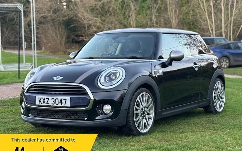 Used Mini Cooper Hatch 136 HP (100 kW) 2017 Black Hatchback