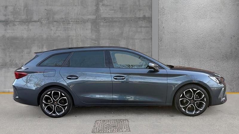 Used Cupra Leon 150 HP (110 kW) 2025 Grey Estate