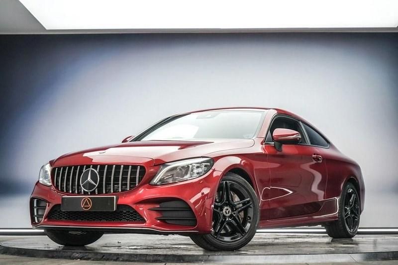 Used Mercedes C300 AMG Line Premium 245 HP (180 kW) 2019 Red Coupe