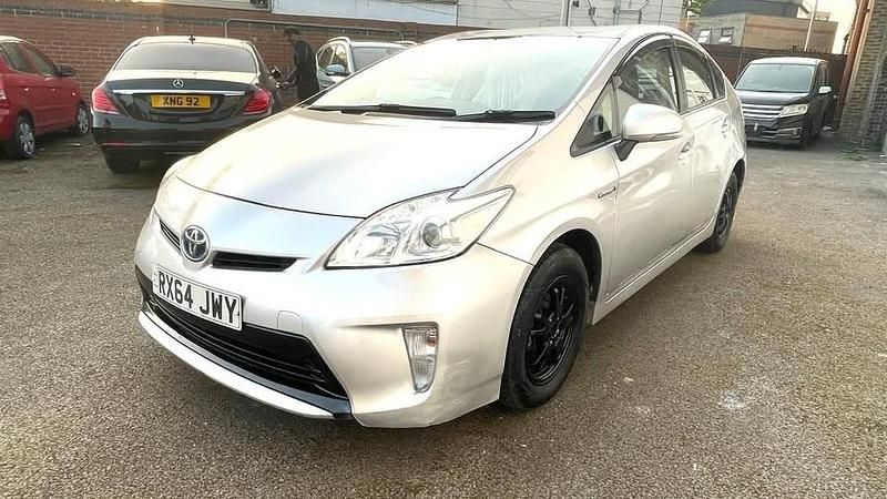 Usado Toyota Prius 2015 Prateado Citadino