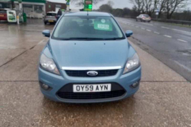 Used Ford Focus Zetec 2009 Blue Hatchback