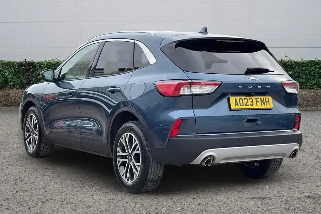 Used Ford Kuga Titanium 150 HP (110 kW) 2023 SUV