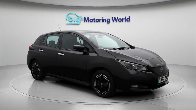 Black Used 2022 Nissan Leaf Acenta Hatchback | £9,300 (Good price) - Image 1/4