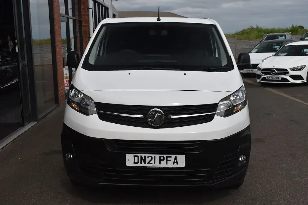 Used Vauxhall Vivaro S 2021 White jade MPV