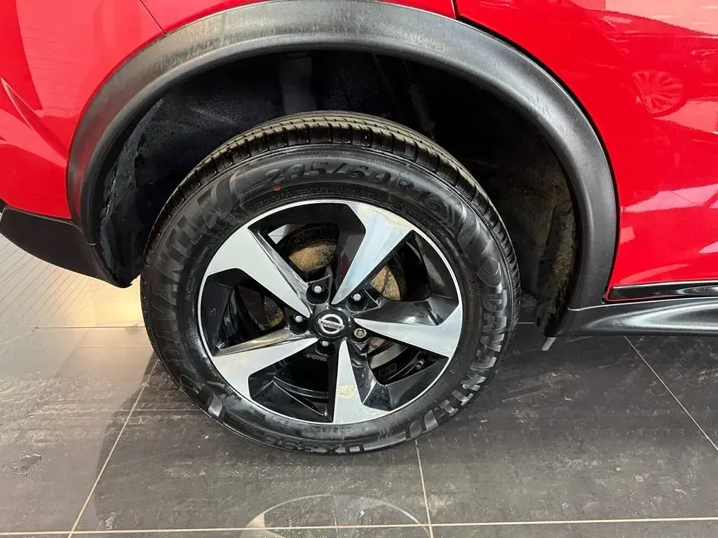 Used Nissan Juke 112 HP (82 kW) 2019 Red SUV