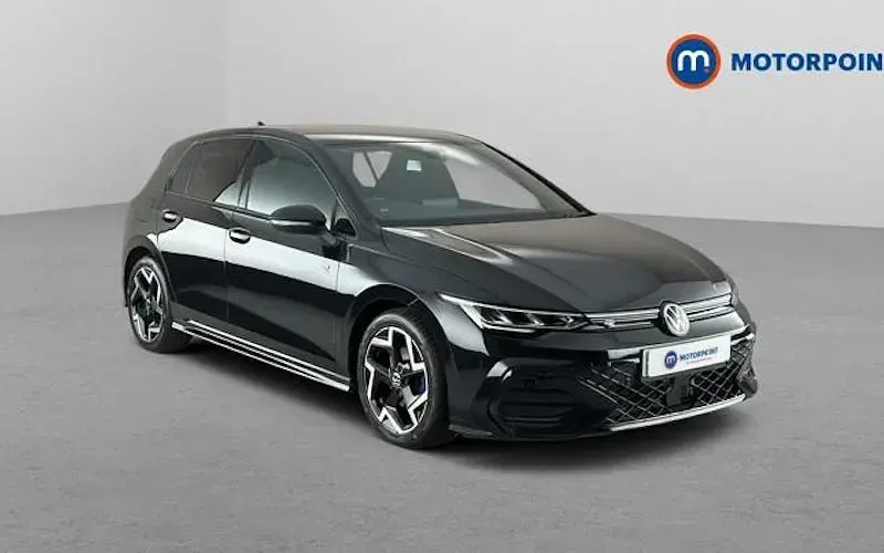 Used VW Golf VIII R-line 150 HP (110 kW) 2025 Hatchback